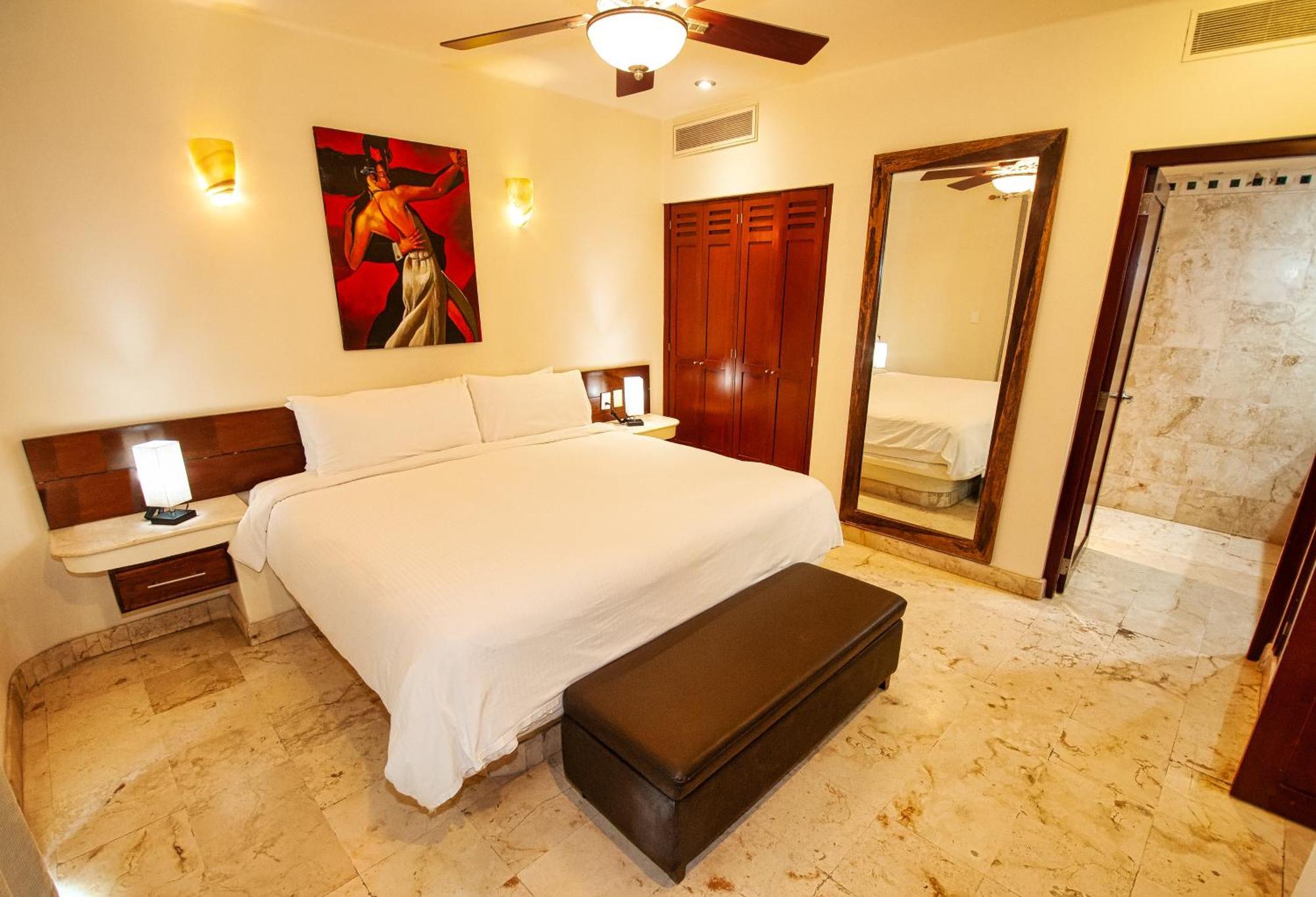 Maya Hotel&beachclub Hotel